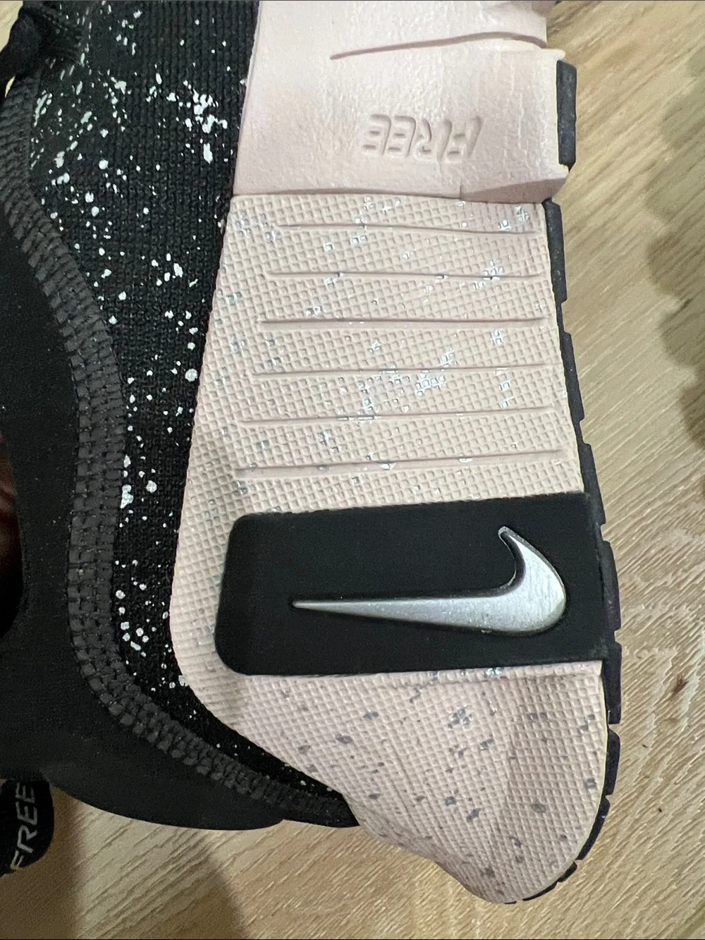 Women’s Nike metcon. Worn 3 times.